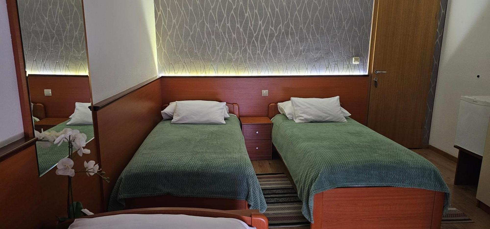Sobe/Rooms Riva Zadar Exteriör bild