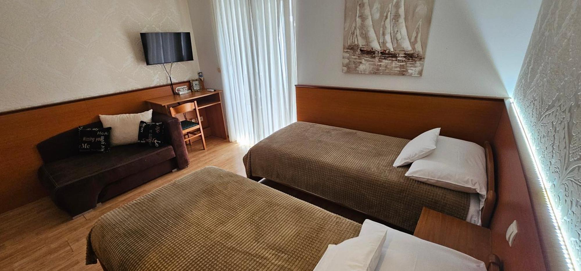 Sobe/Rooms Riva Zadar Exteriör bild